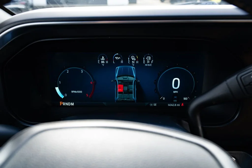 Used 2024  Ford Platinum image 13