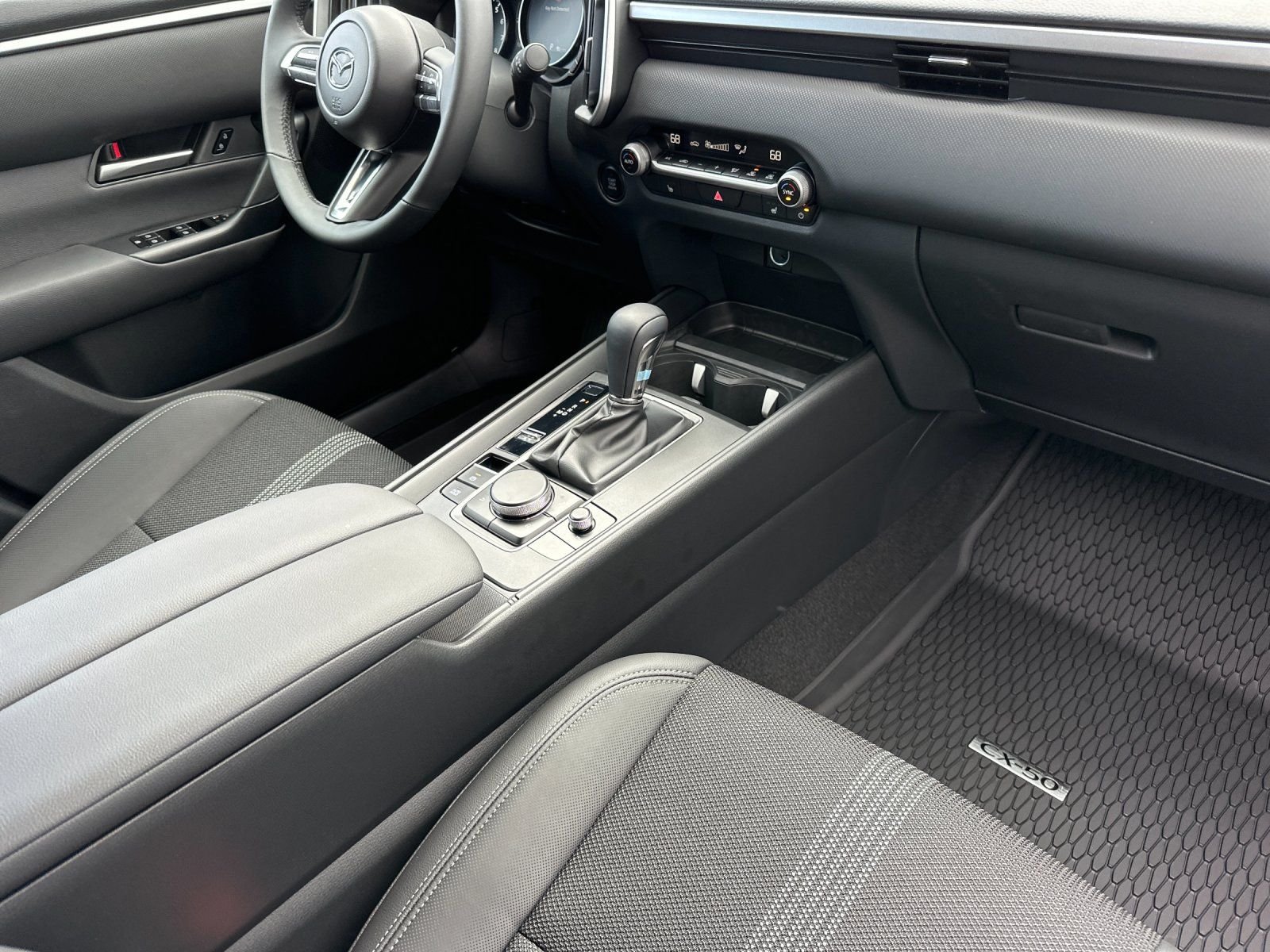 2025 Mazda CX-50 Preferred - Photo 15