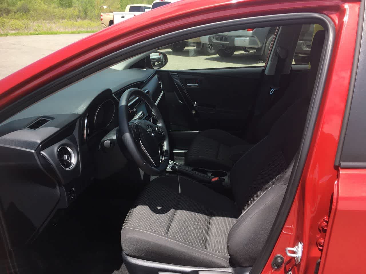 Used 2016 Barcelona Red Metallic Scion  image 13
