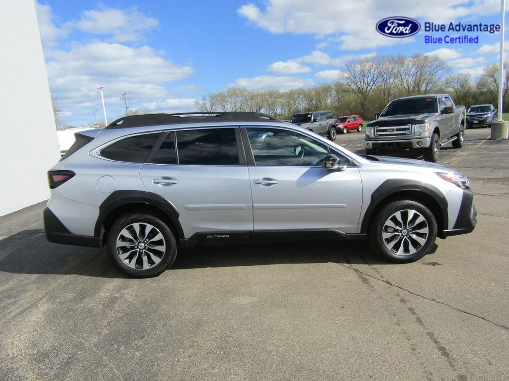 Certified Used 2025 Ice Silver Metallic Subaru Limited image 9