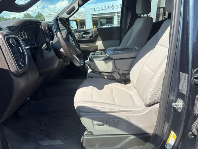Used 2019 Gray Chevrolet RST image 7