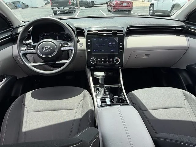 Used 2022 Silver Hyundai SEL image 13