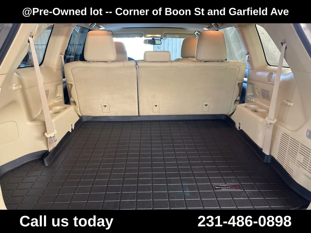 Used 2015  Toyota XLE V6 image 27