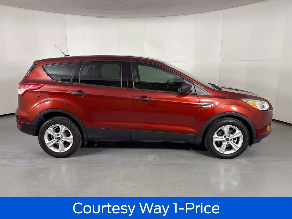 Used 2014 Red Ford S image 12