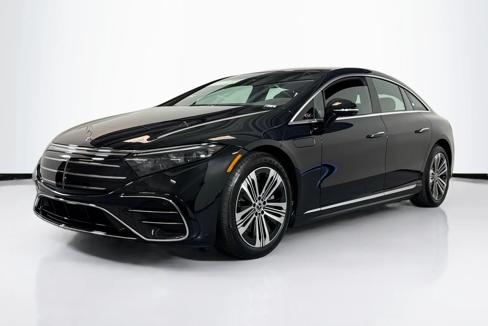 2026 Mercedes-Benz EQS EQS 450 4MATIC's photo