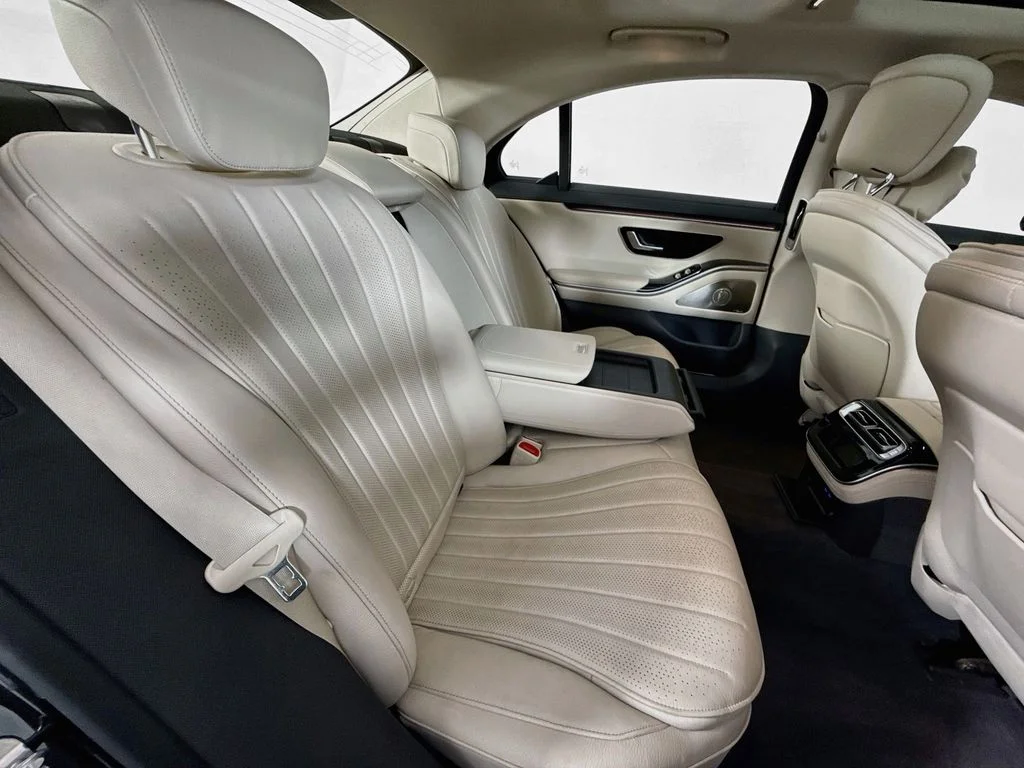 Used 2023 Gray Mercedes-Benz S 500 image 28