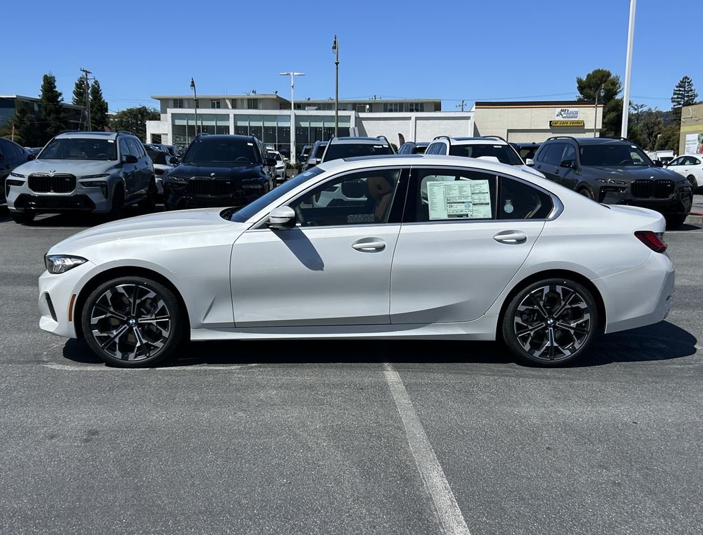 New 2026 Mineral White Metallic BMW 330i xDrive image 2