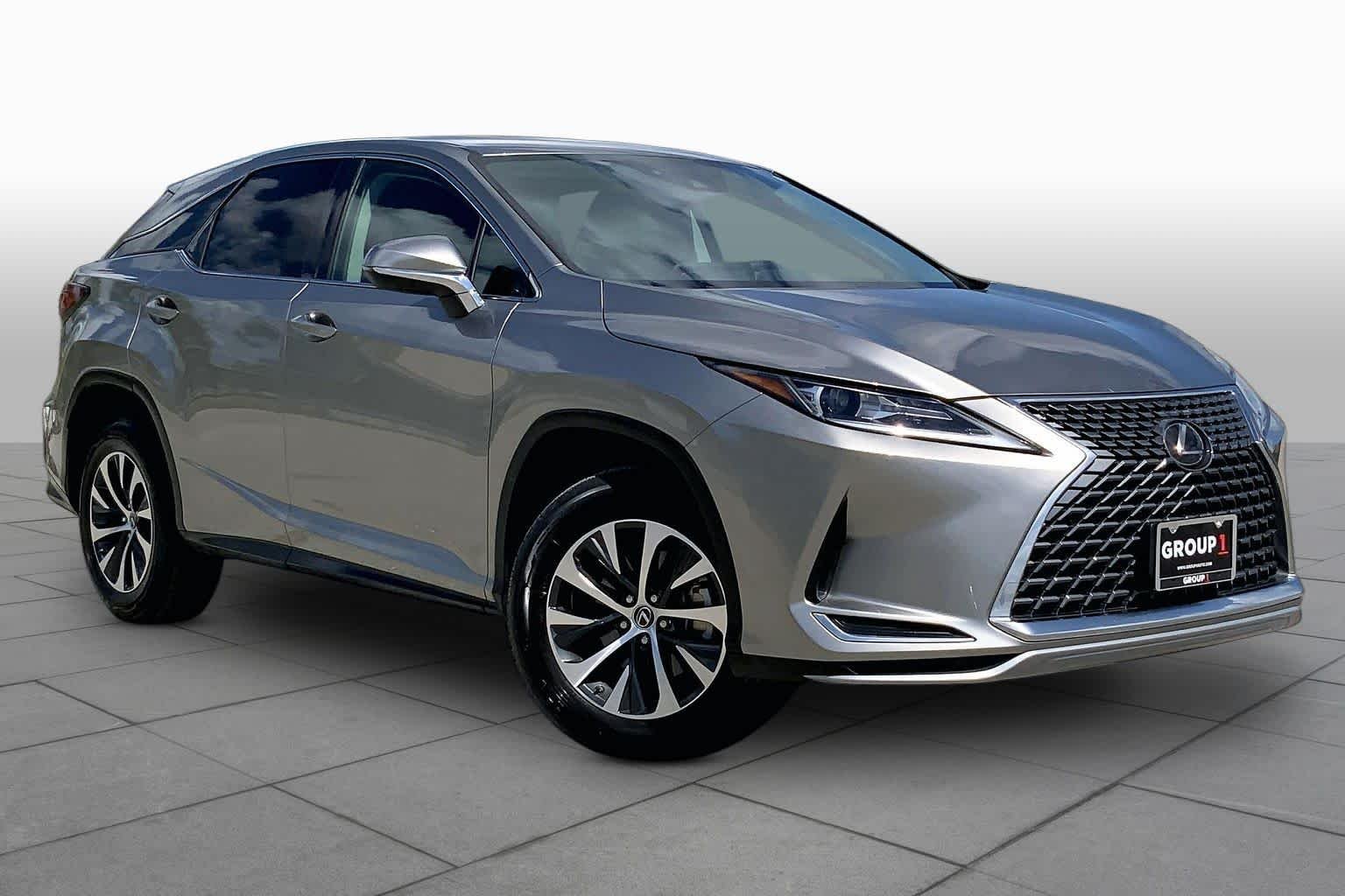 Used 2022 Atomic Silver Lexus  image 3