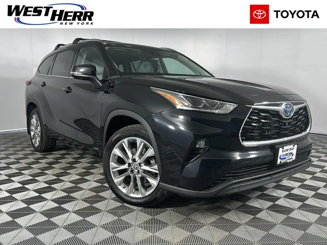 2022 Toyota Highlander Hybrid Limited
