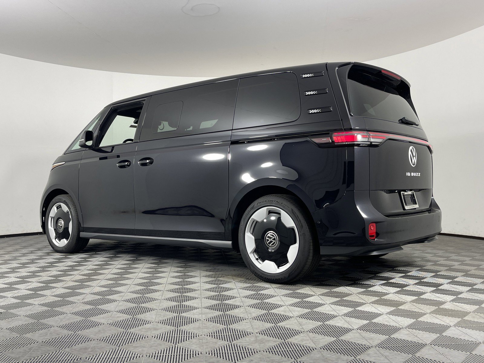 2025 Volkswagen ID. Buzz PRO S - Photo 11