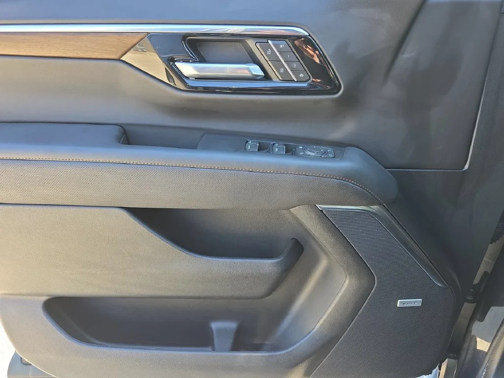 Used 2025 Dark Ash Metallic Chevrolet High Country image 23