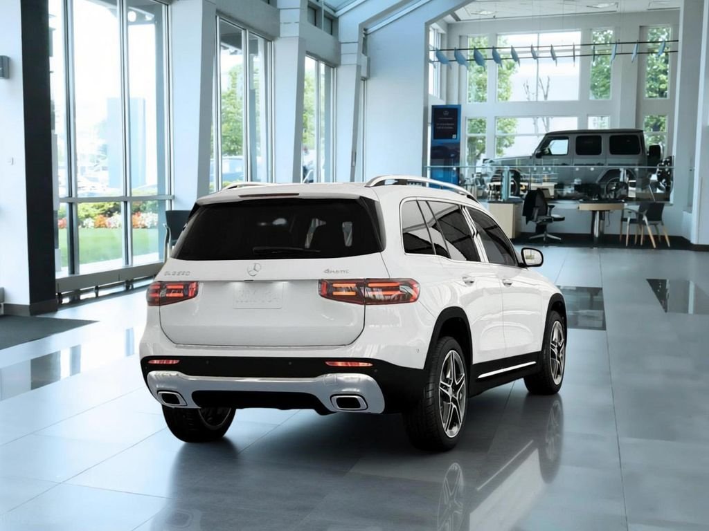 New 2026 Polar White Mercedes-Benz GLB 250 image 22