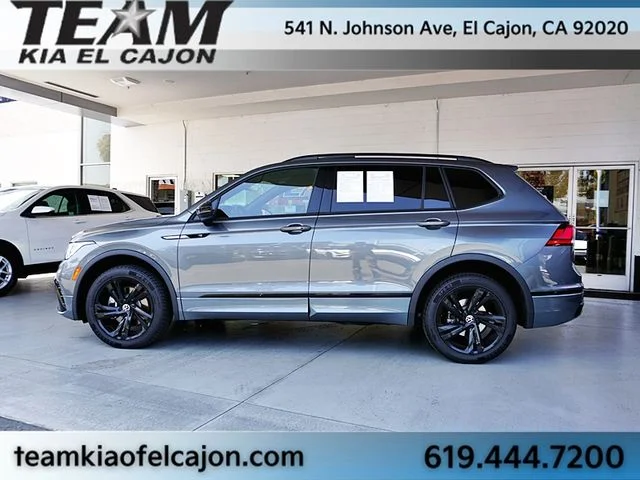 2023 Volkswagen Tiguan SE R-LINE BLACK - Photo 6