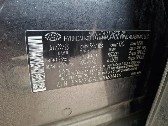 Used 2023 Gray Hyundai Calligraphy image 27