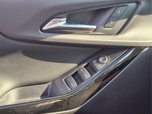 New 2027 Lakeshore Blue Metallic Chevrolet FWD LT image 16