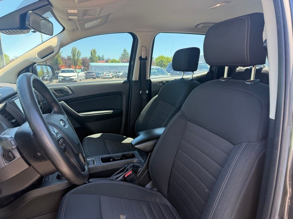 Used 2019 Magnetic Metallic Ford XL image 9