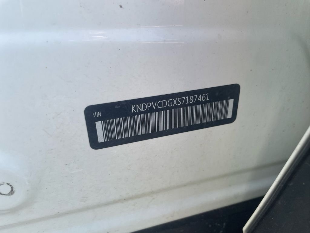 Used 2025 Snow White Pearl Kia EX image 22