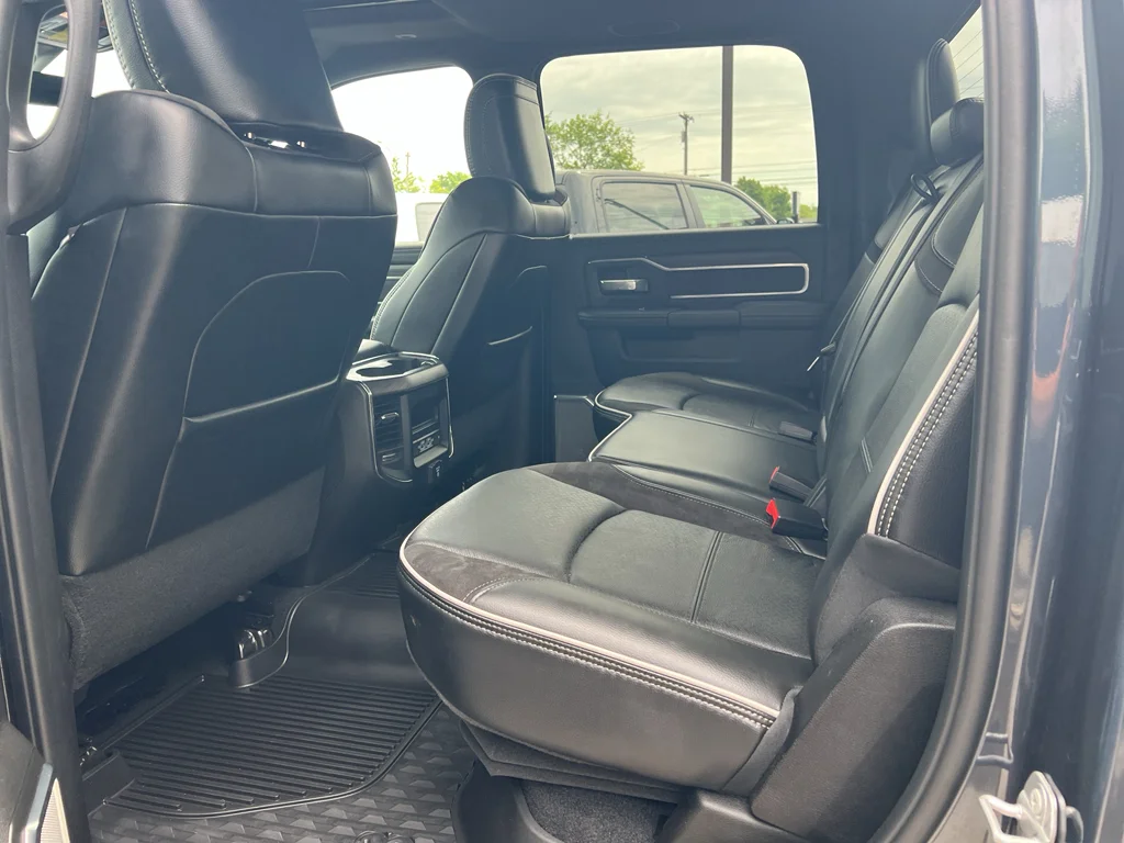 Used 2025 Forged Blue Metallic Ram Laramie image 8