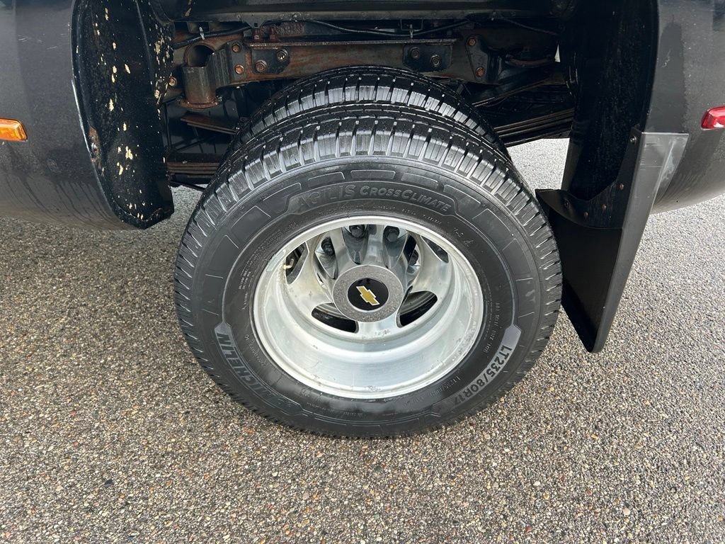 Used 2019 BLACK Chevrolet High Country image 9