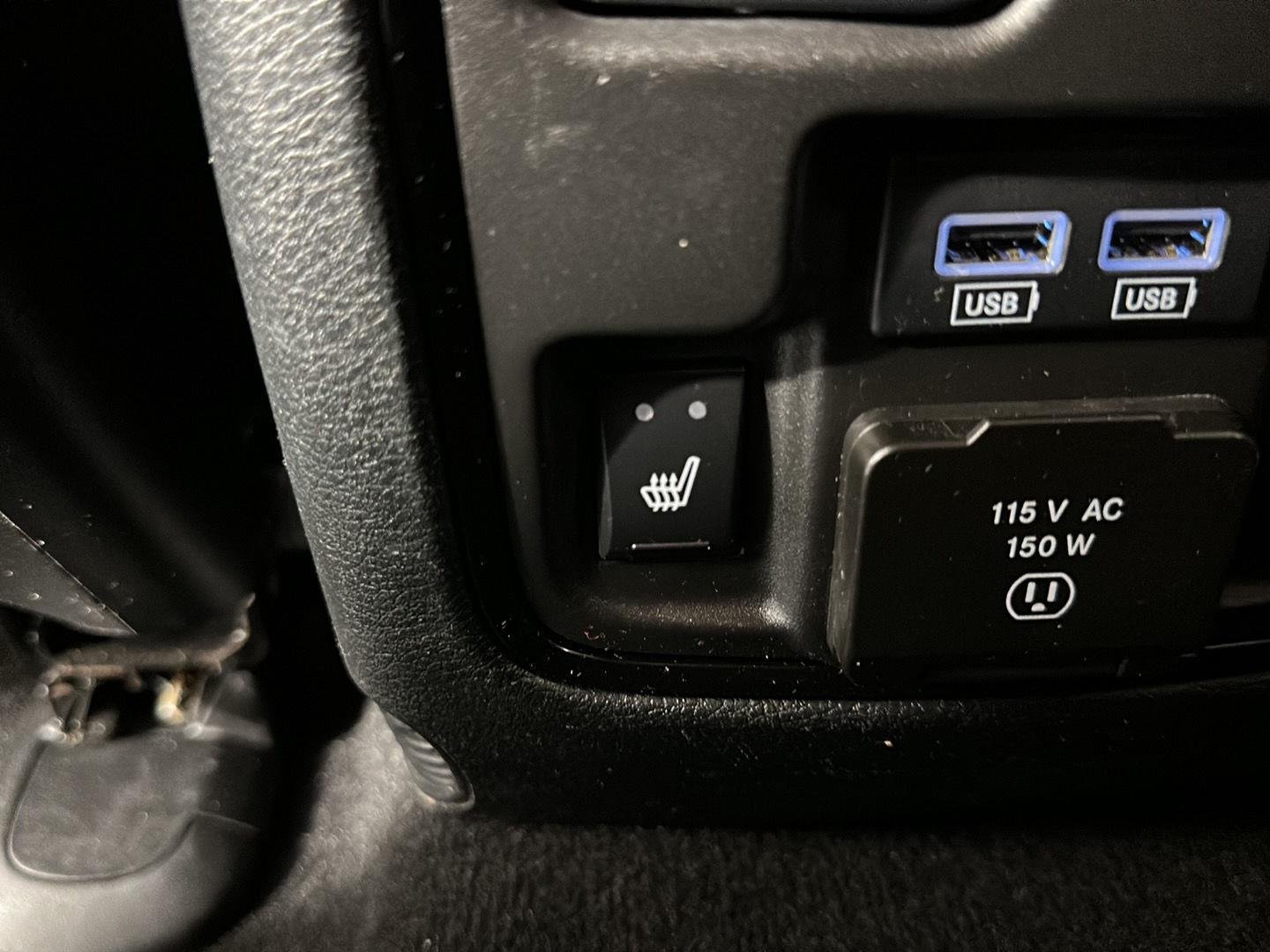 Used 2025 Vapour Grey Dodge R/T image 24