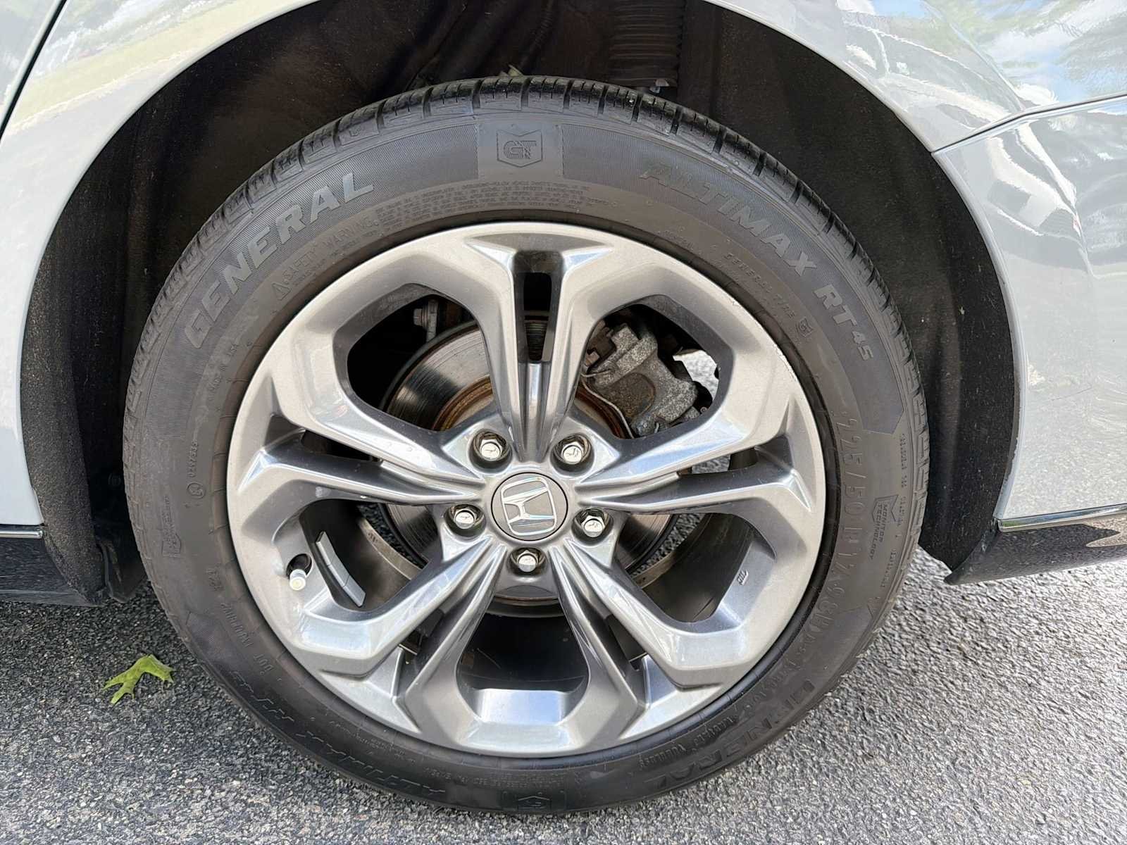2023 Honda Accord Hybrid EX-L - Photo 19