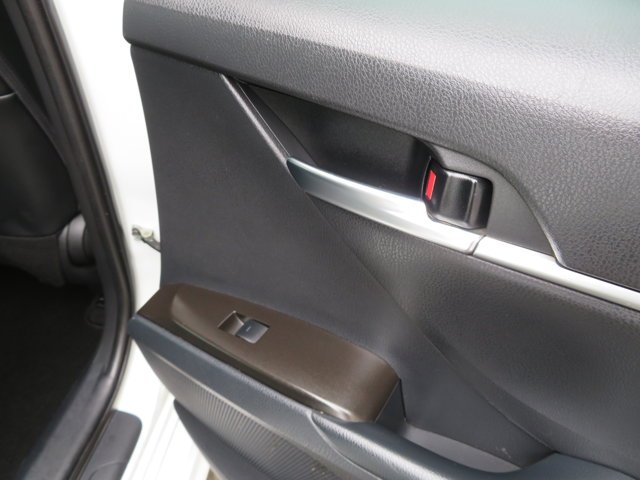 Used 2021 Super White Toyota SE image 11