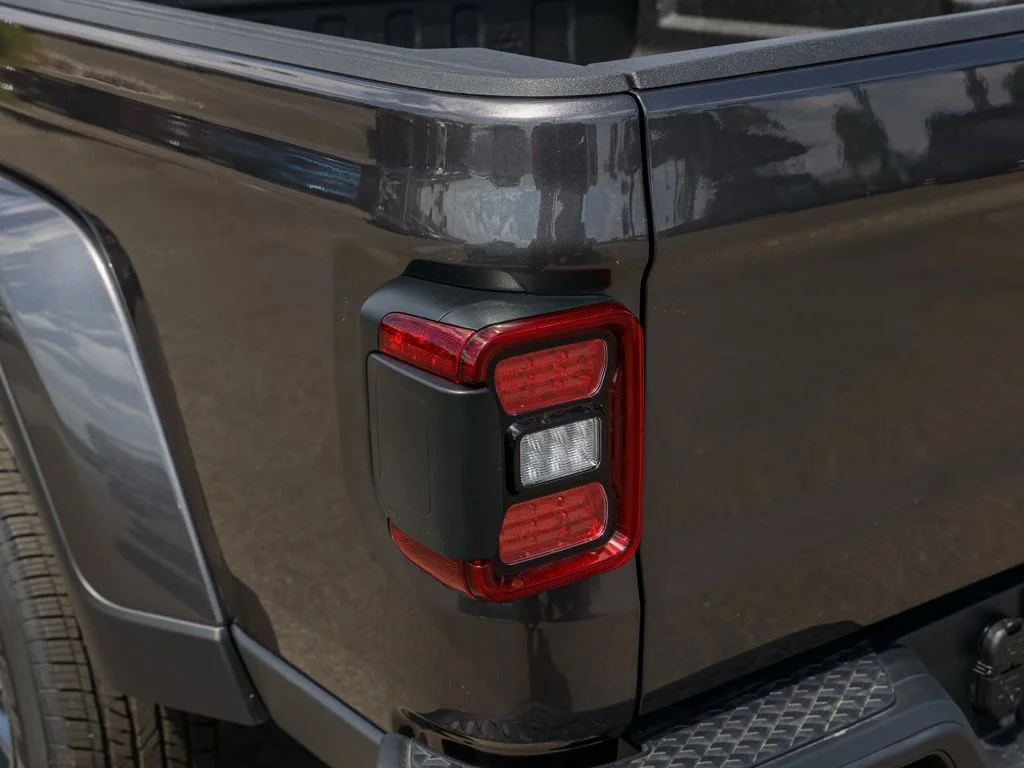 New 2026 Granite Crystal Metallic Clear-Coat Exterior Paint Jeep 85th Anniversary Edition image 7
