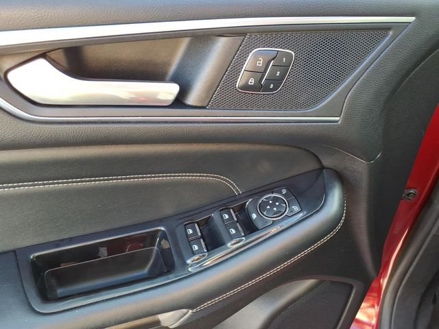 Used 2017 Red Ford Titanium image 21