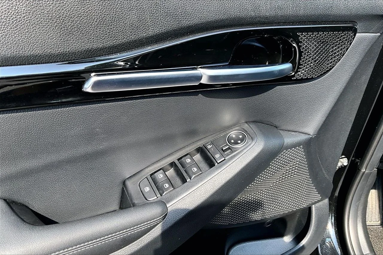Certified Used 2025 Black Kia X-Line image 25