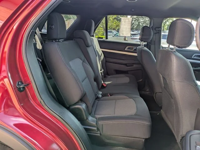 Used 2017 Red Ford XLT image 28