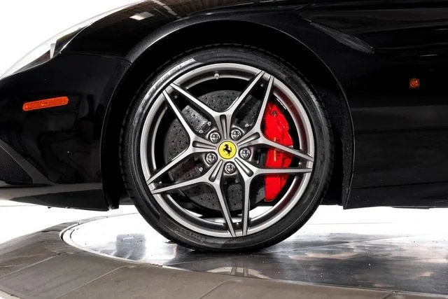 Used 2015 Nero Daytona Ferrari T image 18