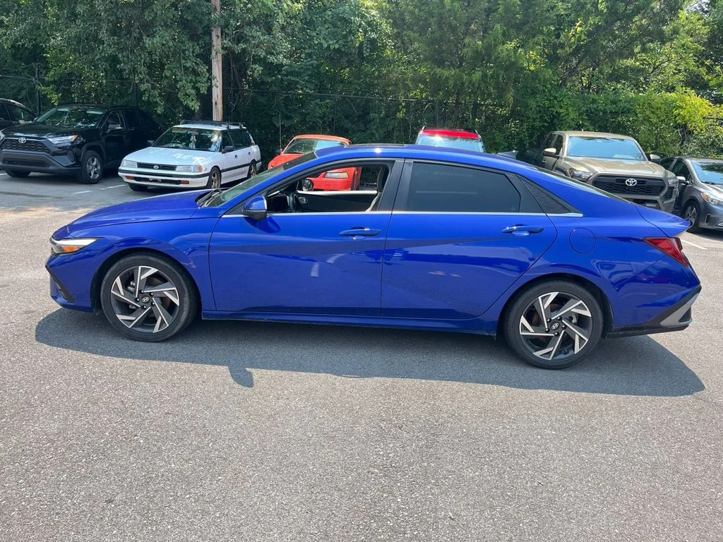 Used 2024 Blue Hyundai Limited image 2