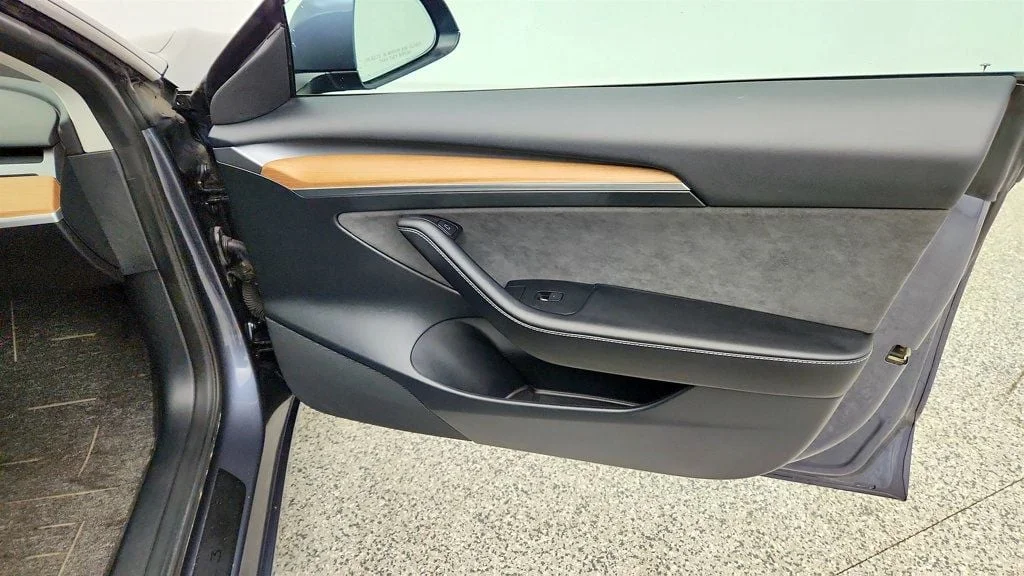 Used 2023 Midnight Silver Metallic Tesla RWD image 30