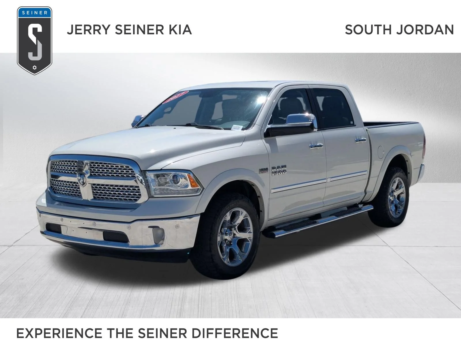 2017 RAM 1500 Laramie 4x4 Crew Cab 5'7's photo