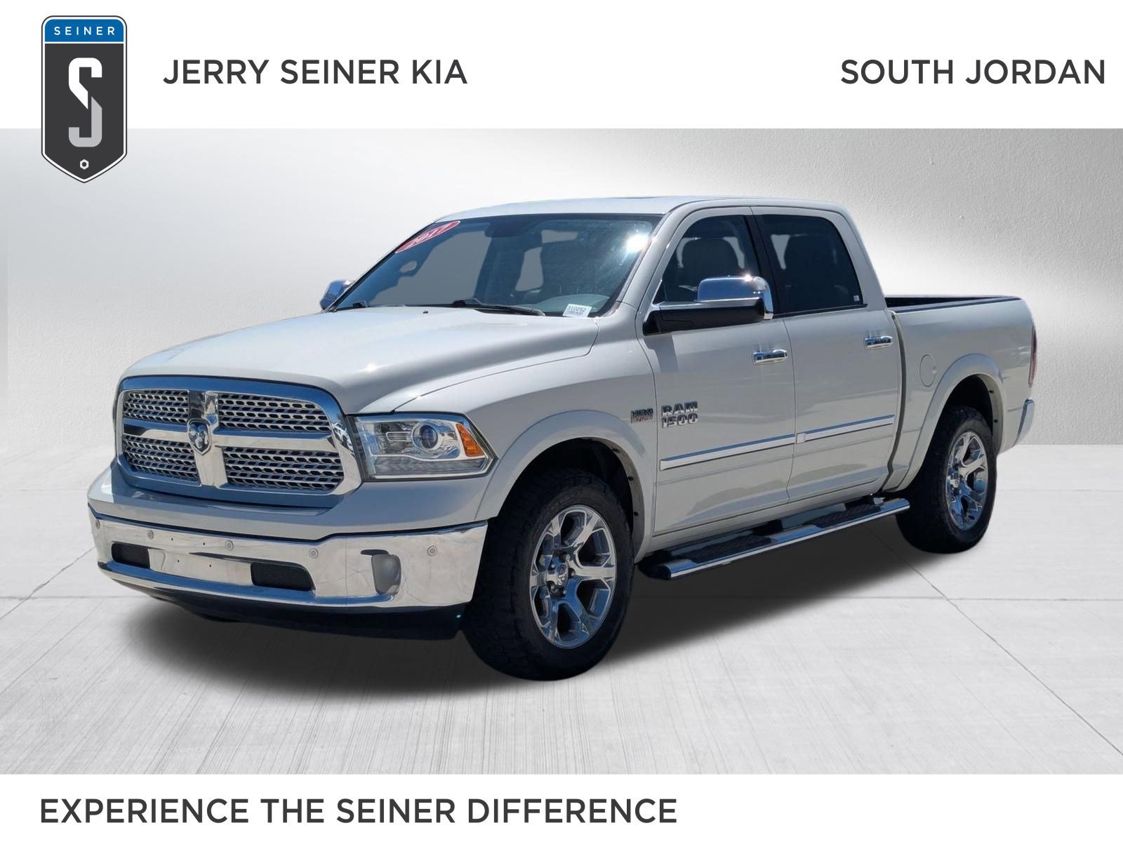 2017 RAM 1500 Laramie 4x4 Crew Cab 5'7's photo