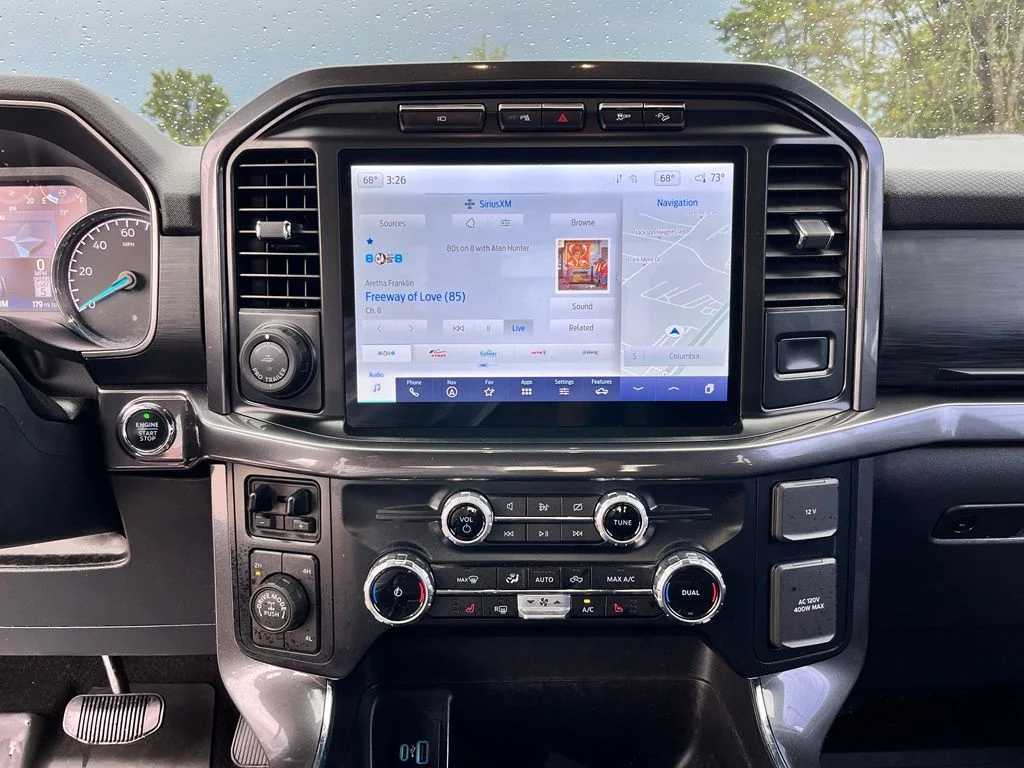 Used 2023 Blue Ford XLT image 18