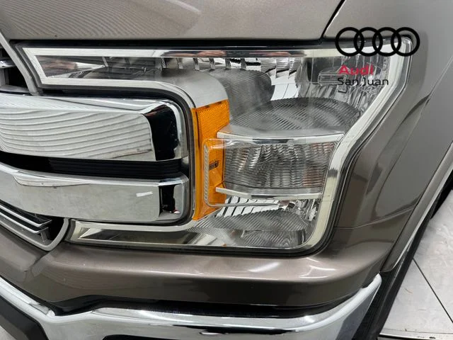 Used 2018 Gray Ford Lariat image 4