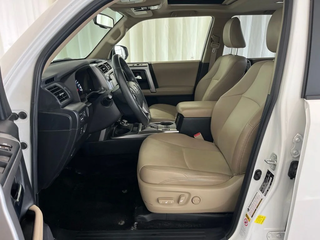 Used 2018 White Toyota SR5 Premium image 4