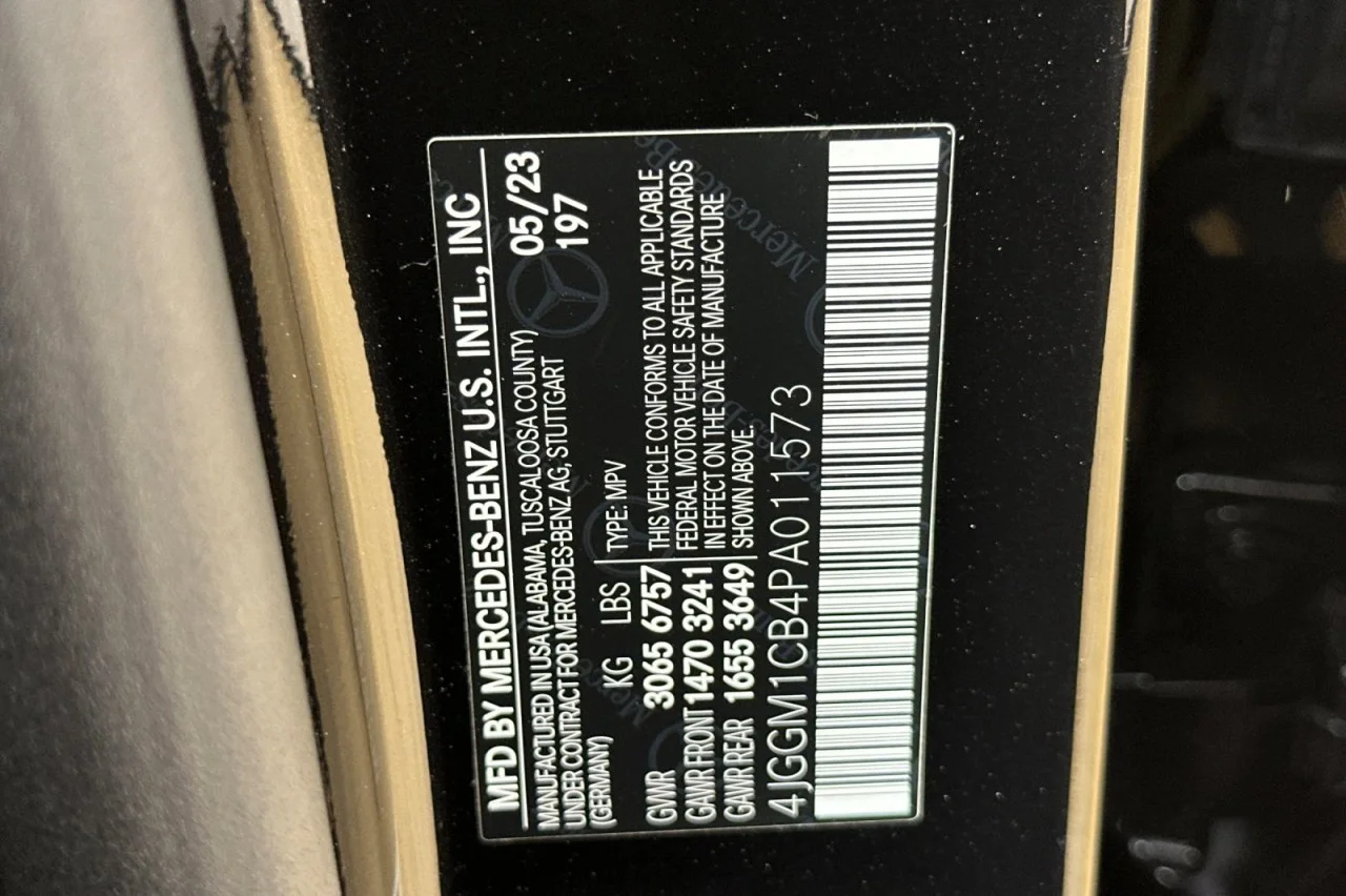Certified Used 2023 Obsidian Black Metallic Mercedes-Benz EQE 350 image 28