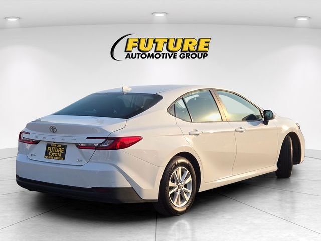 Used 2025 White Toyota LE image 4