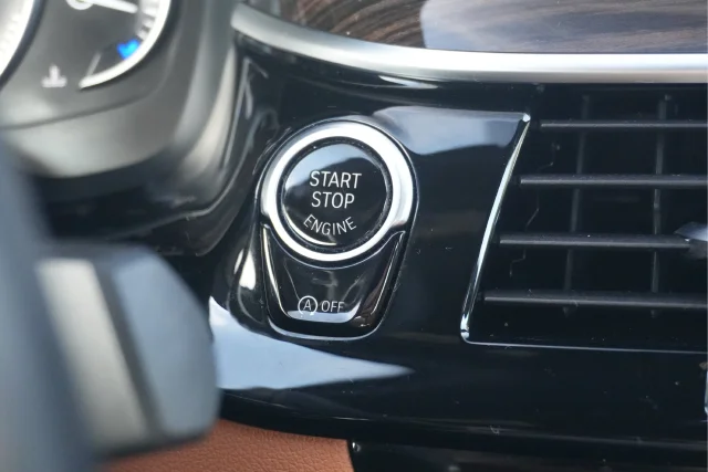 Used 2018 Black BMW 530i xDrive image 41