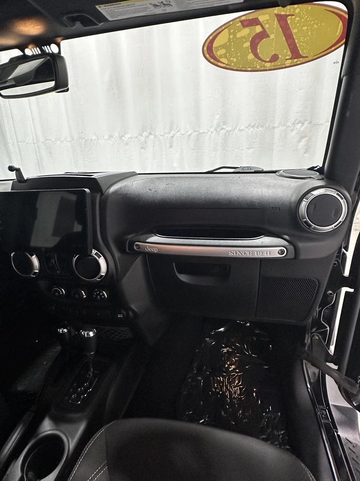 Used 2015 Black Jeep Sahara image 22