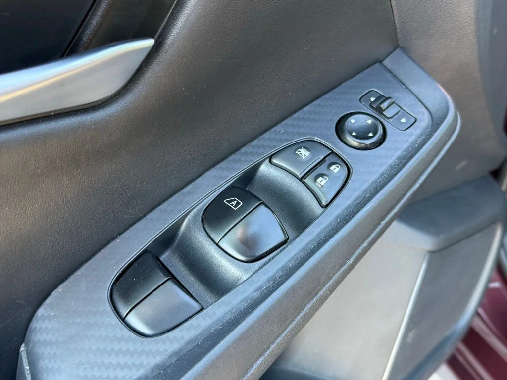 Used 2024  Nissan SV image 26