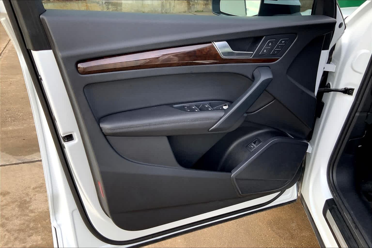 Used 2019 Glacier White Metallic Audi Premium Plus image 19