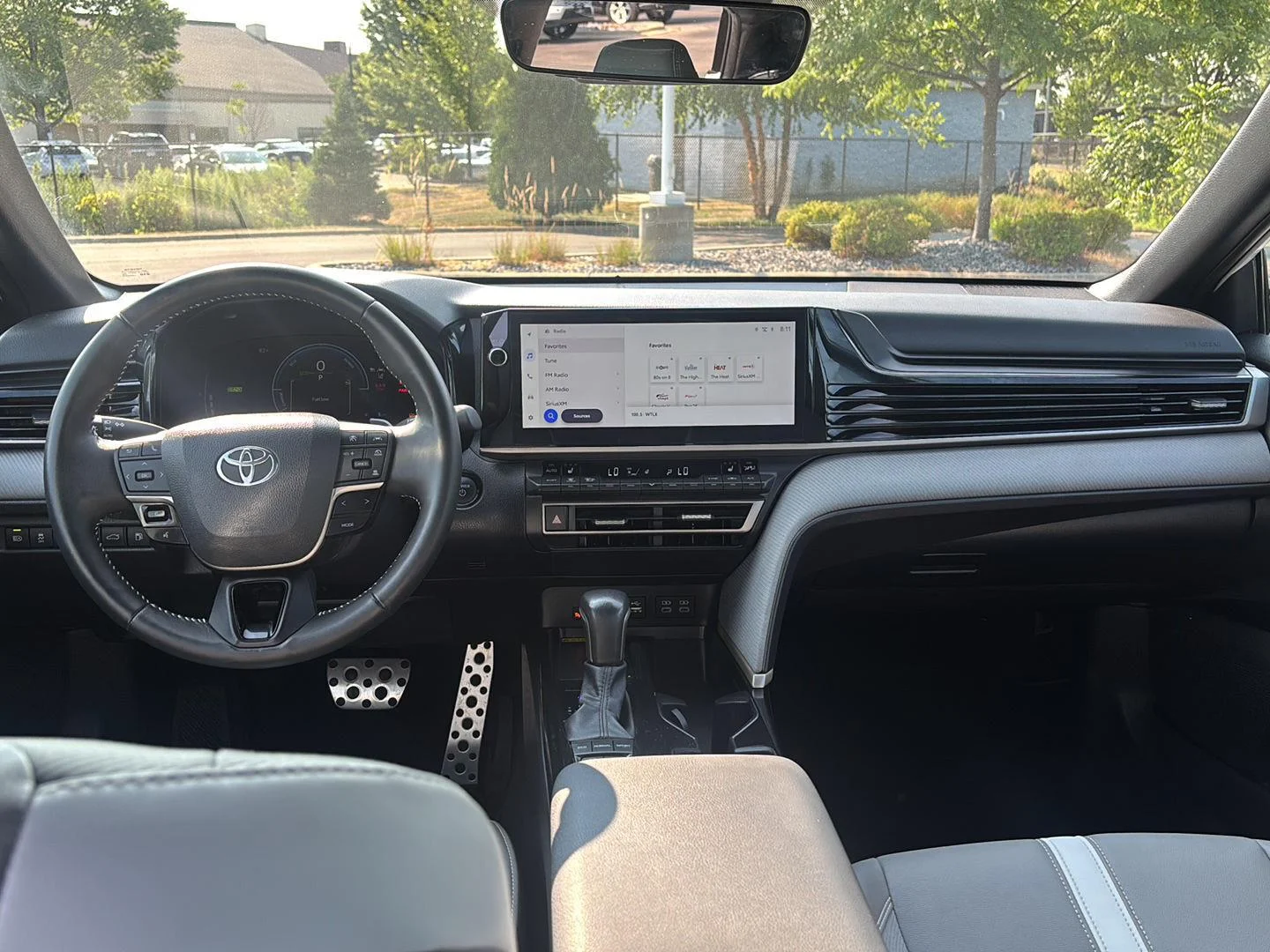 Certified Used 2025 Ice Cap Toyota SE image 23