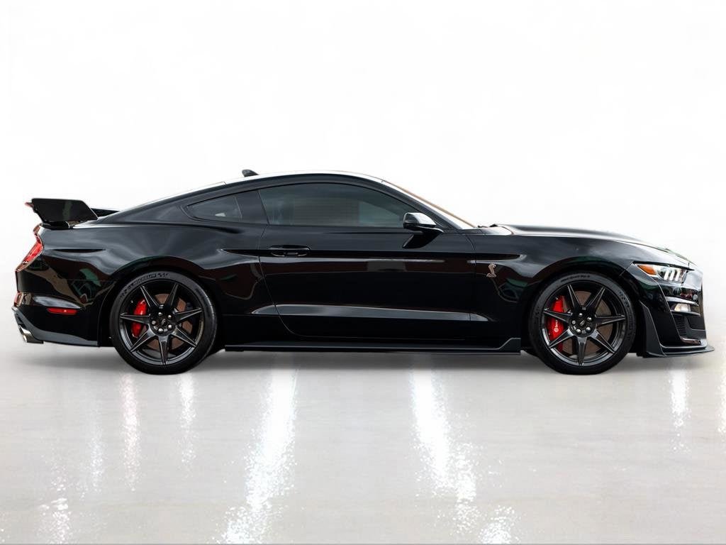 Used 2021 Shadow Black Ford Shelby GT500 image 9