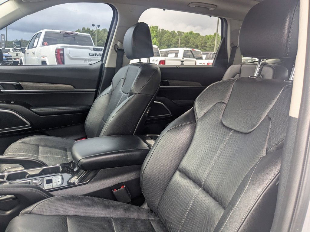 Used 2021 Wolf Gray Kia SX image 15