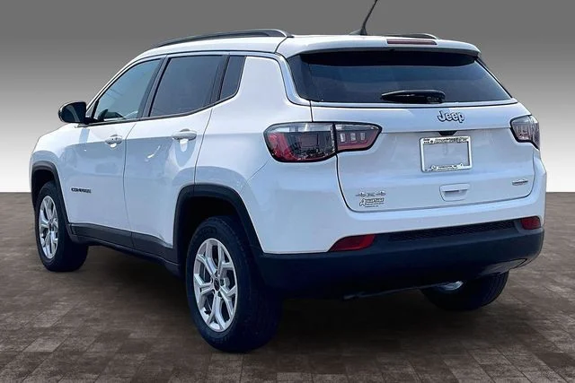 Certified Used 2025 White Jeep Latitude image 12