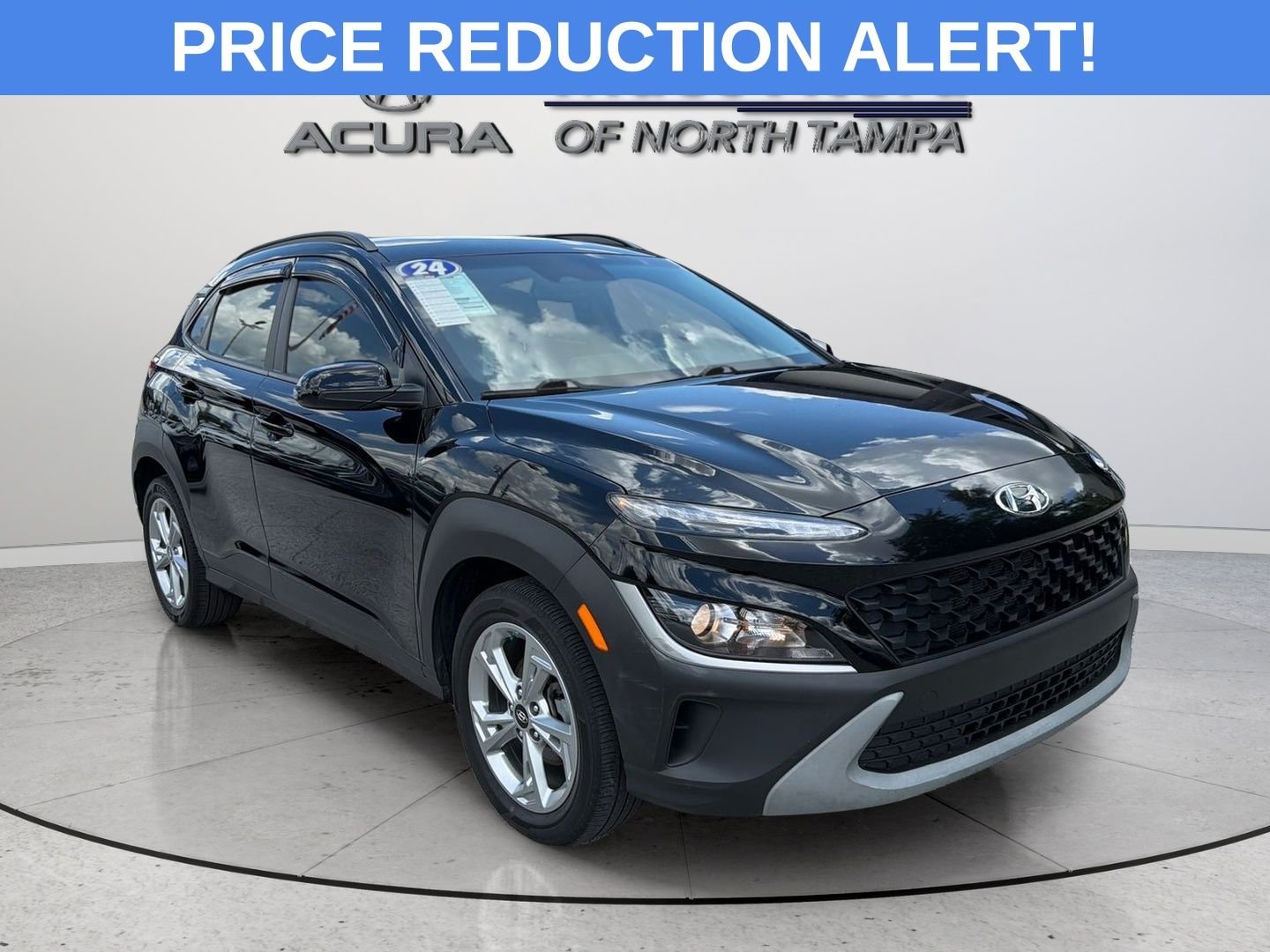 Used 2023 Abyss Black Hyundai SEL image 1