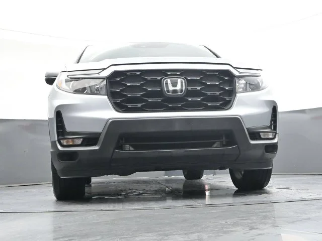 Used 2023 Lunar Silver Metallic Honda EX-L image 36